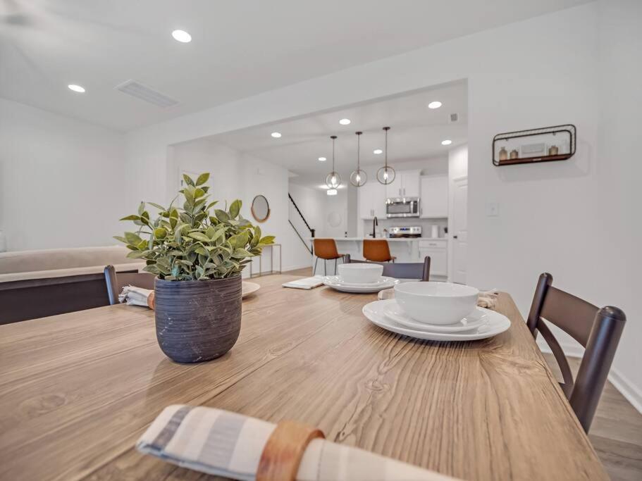 Gorgeous New Townhome/Charlotte! Exterior foto